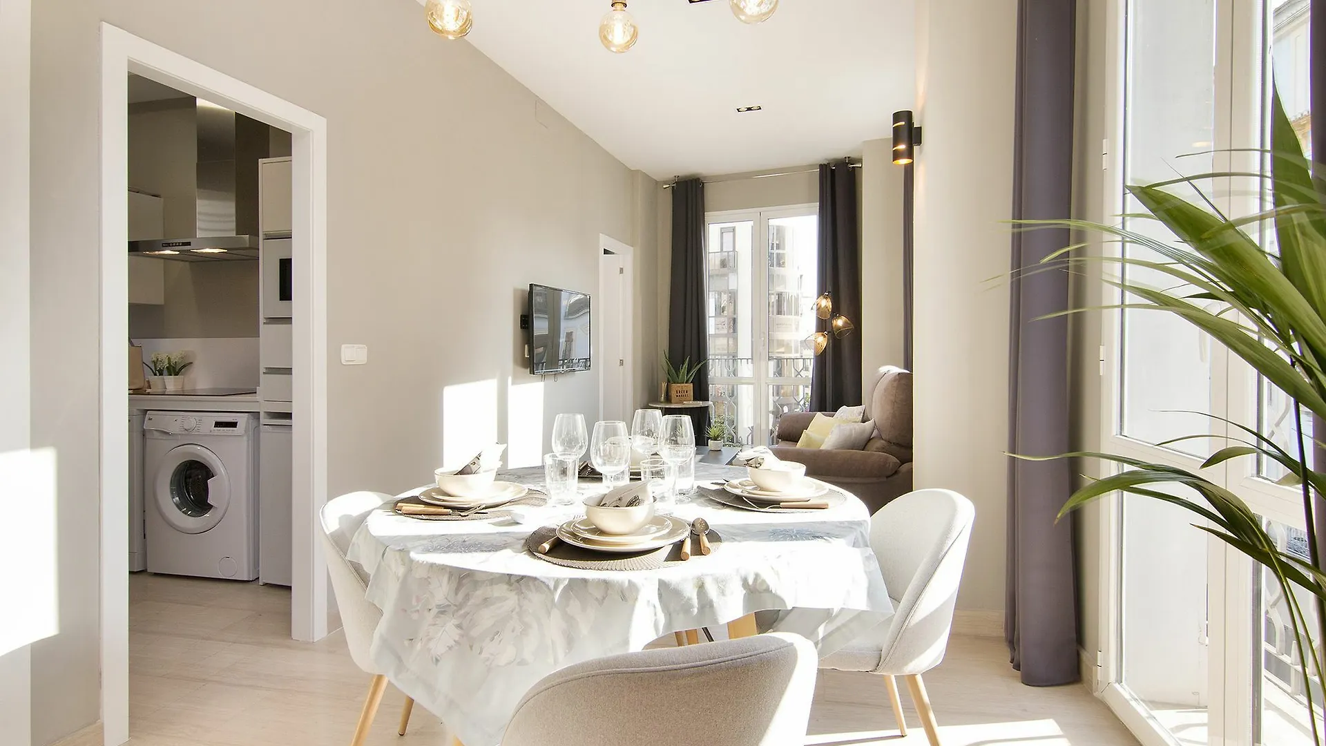 Chezmoihomes Luxury Apartment Carmen Гранада 0*,